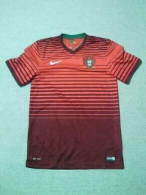 サッカー Nike ナイキ ポルトガル 代表 ユニフォーム レッド Sサイズ 14 ナイキ Nike 新品 中古のオークション モバオク サッカー Nike ナイキ ポルトガル 代表 ユニフォーム レッド Sサイズ 14 ナイキ Nike 新品 中古のオークション モバオク