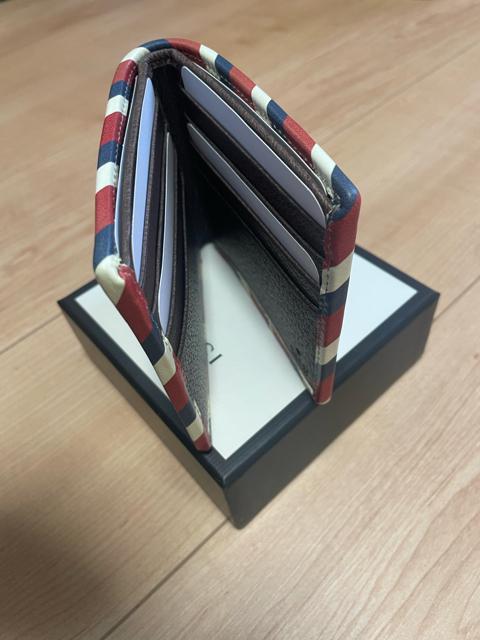 新品未使用 GUCCI グッチ ワッペン 二つ折り財布 UFO GGスプリーム 新品未使用 GUCCI グッチ ワッペン 二つ折り財布 UFO GGスプリーム