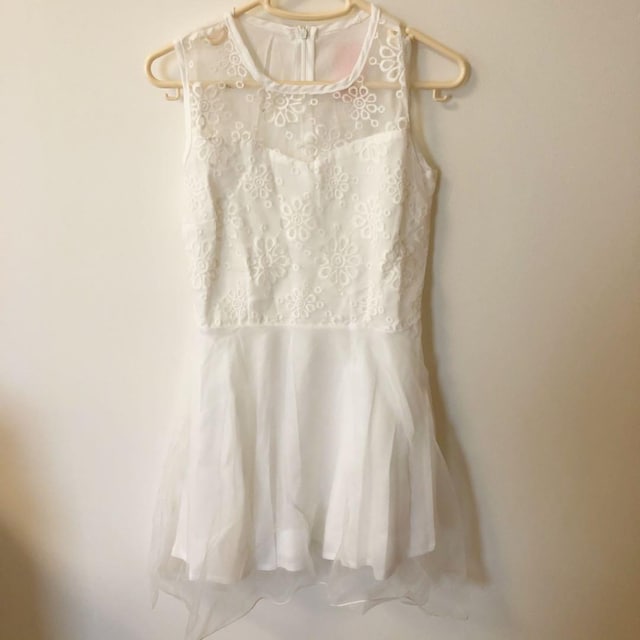 白ホワイトチュールレースお花柄子供キッズワンピース 女性ファッション 新品 中古のオークション モバオク 白ホワイトチュールレースお花柄子供キッズワンピース 女性ファッション 新品 中古のオークション モバオク