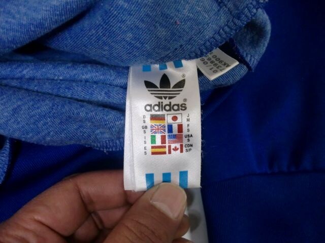 アディダス オリジナルス Fifa イタリア ジャージ Sサイズ アディダス Adidas 新品 中古のオークション モバオク No アディダス オリジナルス Fifa イタリア ジャージ Sサイズ アディダス Adidas 新品 中古のオークション モバオク No