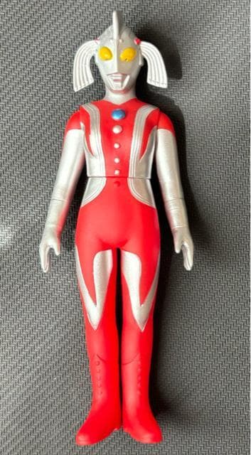 ウルトラの母・フィギュア 仕組み