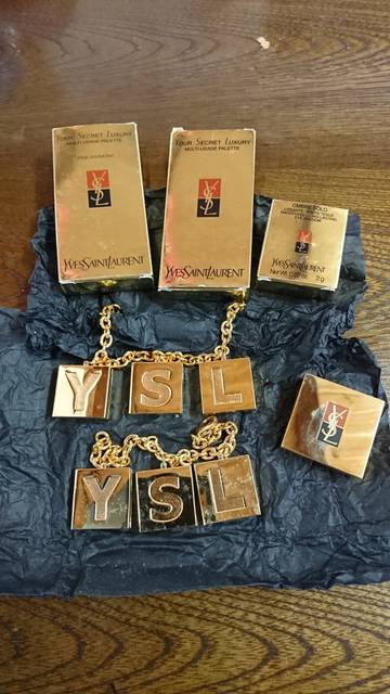 卸し売り購入 イヴサンローラン コスメ3点セット - ファンデーション