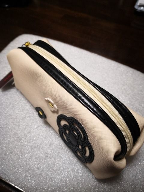 新品 Clathas クレイサス ポーチ ベージュ 花 クレイサス Clathas 新品 中古のオークション モバオク 新品 Clathas クレイサス ポーチ ベージュ 花 クレイサス Clathas 新品 中古のオークション モバオク