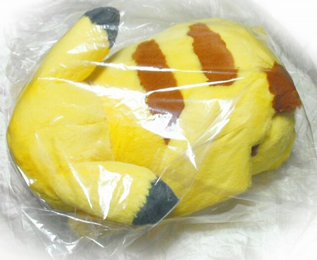 ポケモンセンターオリジナル ふわふわ抱きぬいぐるみ ピカチュウ タグ有 新品即決 新品 中古のオークション モバオク ポケモンセンターオリジナル ふわふわ抱きぬいぐるみ ピカチュウ タグ有 新品即決 新品 中古のオークション モバオク